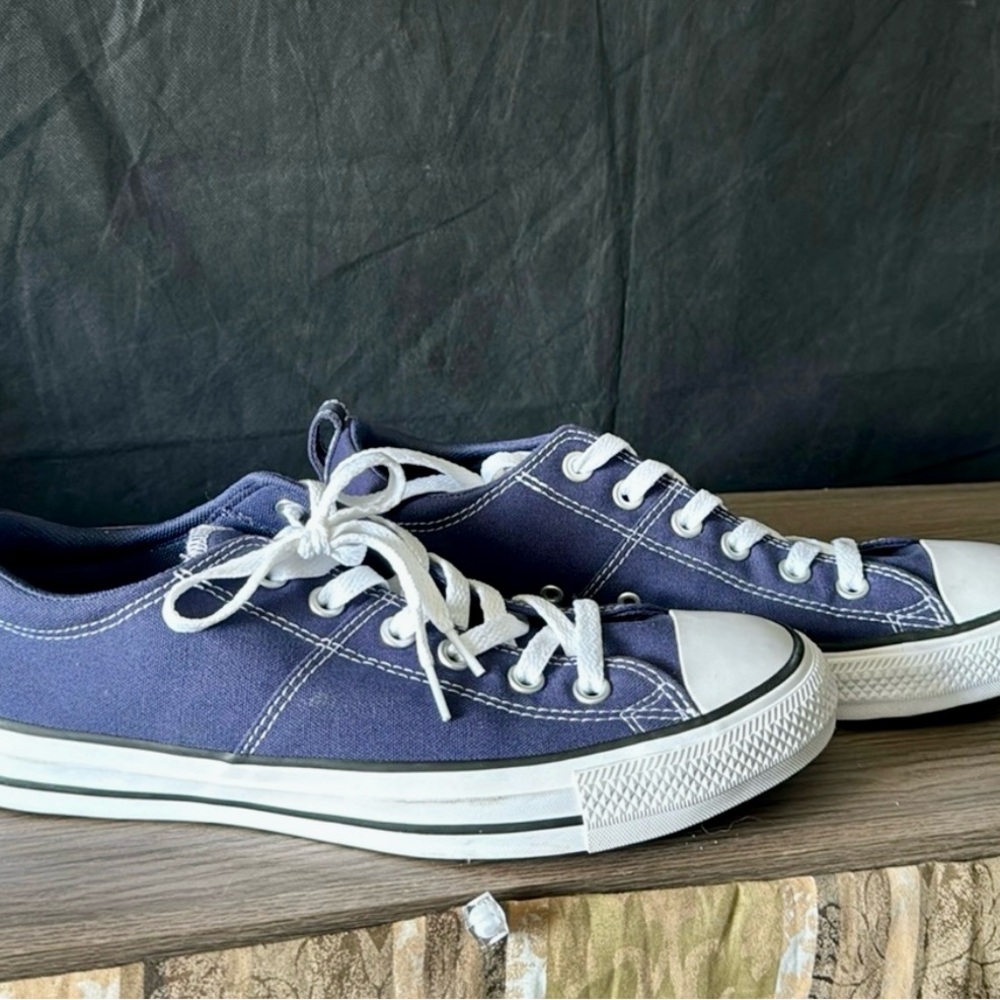 Converse All Star EUC Sneakers